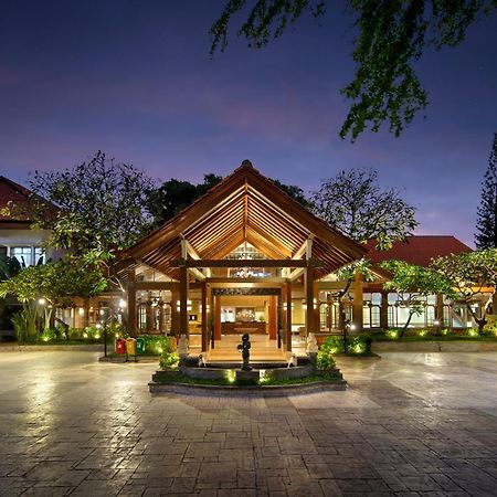 Grand Istana Rama Hotel Kuta Lombok Exterior foto